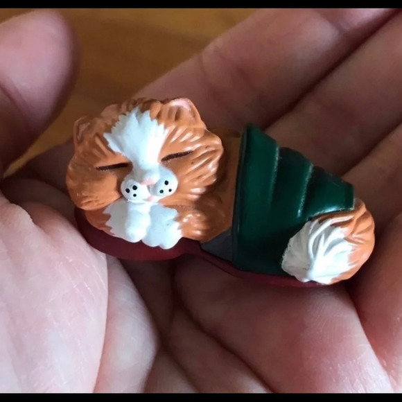 hallmark merry miniatures cameron cat holidays series - Picture 5 of 12